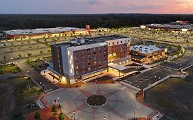 Courtyard By Marriott North Brunswick